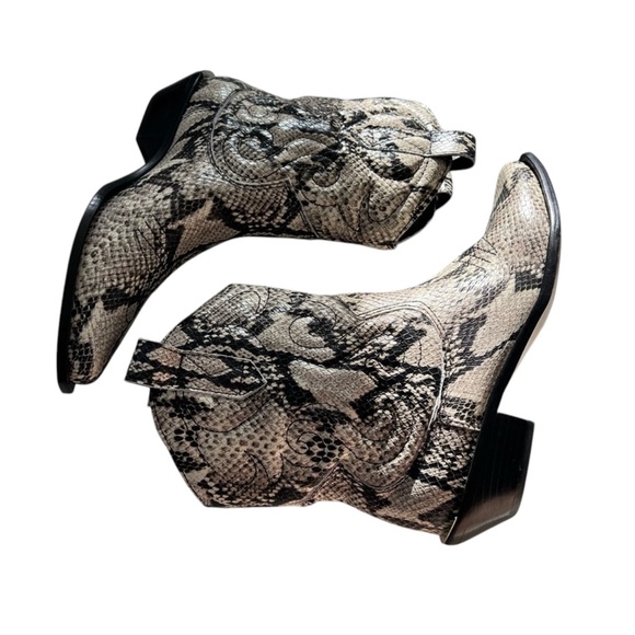 Schutz Boot Women’s Size 6.5 Zachy Western Snakeskin Leather Ankle Boot - Picture 5 of 7